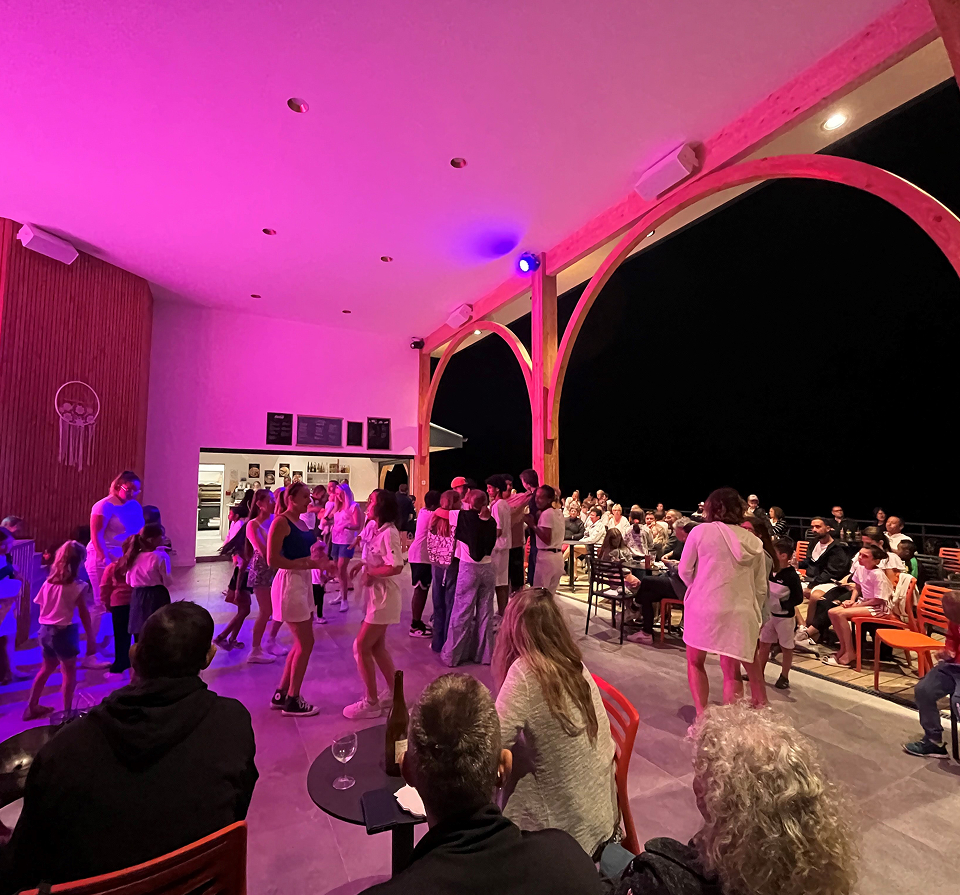 bar ambiance campilo